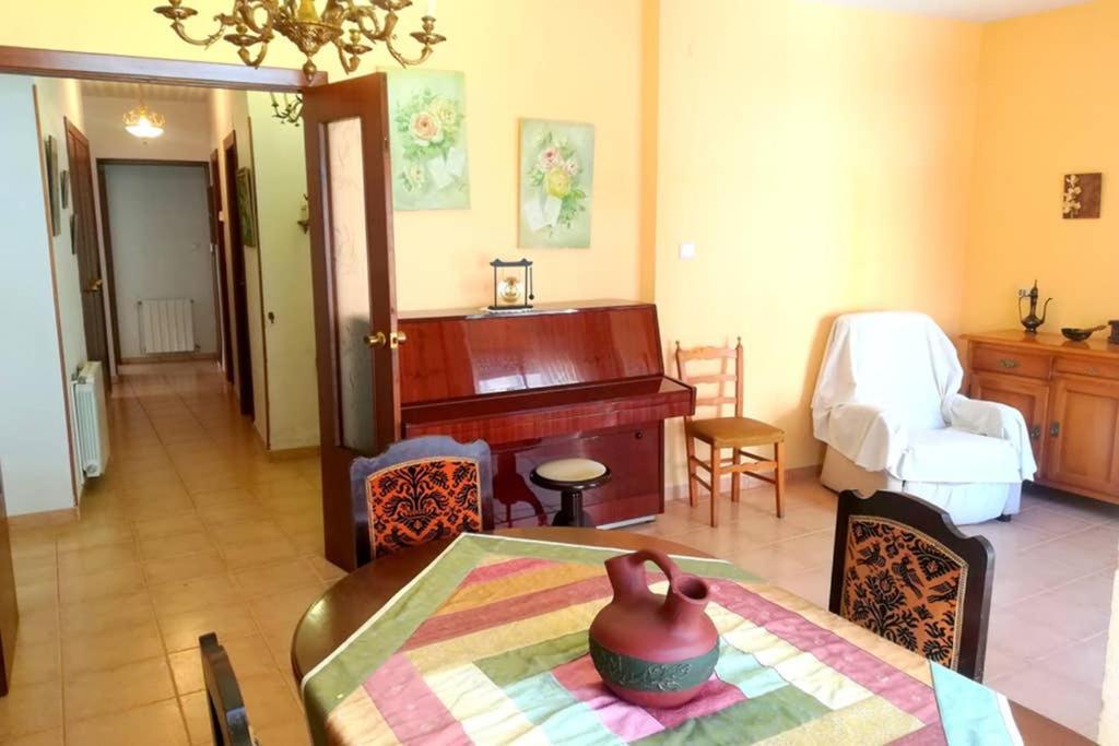 Bonito Apartamento Centro Onil エクステリア 写真